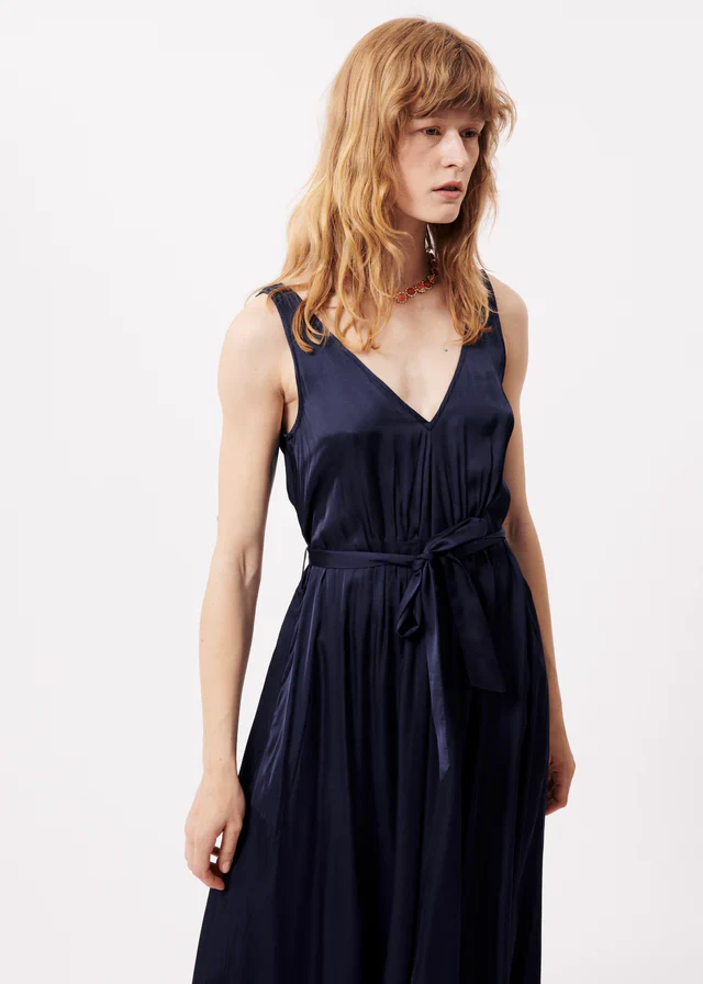 ACHOUAK SLEEVELESS MIDI DRESS (NAVY) - Image 4