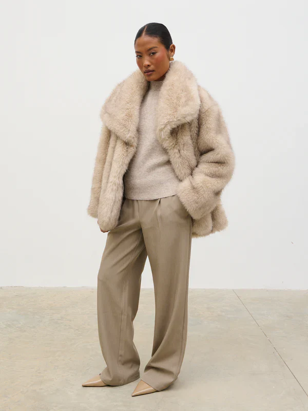 Agatha Short Faux Fur Coat (Beige) - Image 3
