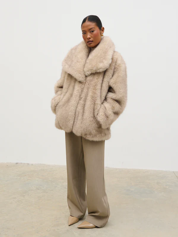 Agatha Short Faux Fur Coat (Beige) - Image 4