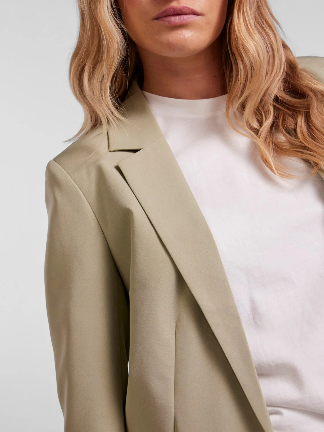 Amelia Oversized Blazer (Tea) - Image 3