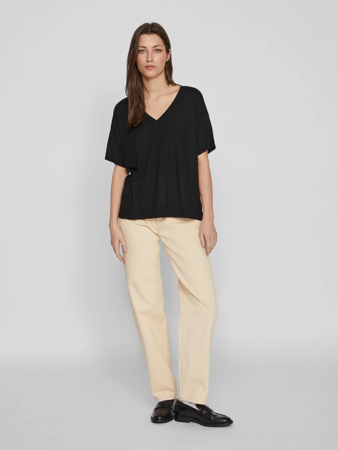 Beryl V-Neck Knit Top (Black) - Image 2