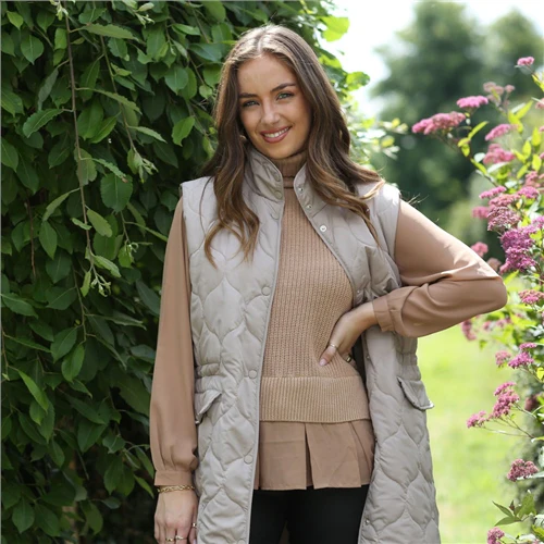 Bradley Gilet (Biscuit) - Image 3