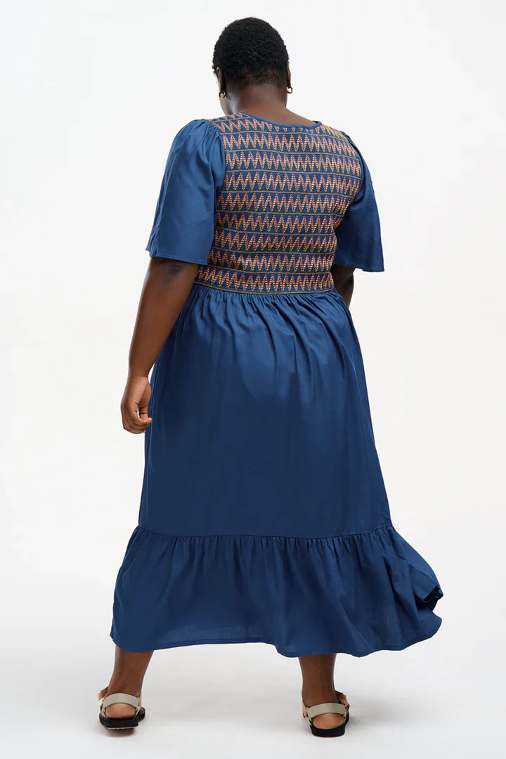 Brielle Midi Shirred Dress (Washed Navy Zigzag Shirring) - Image 7