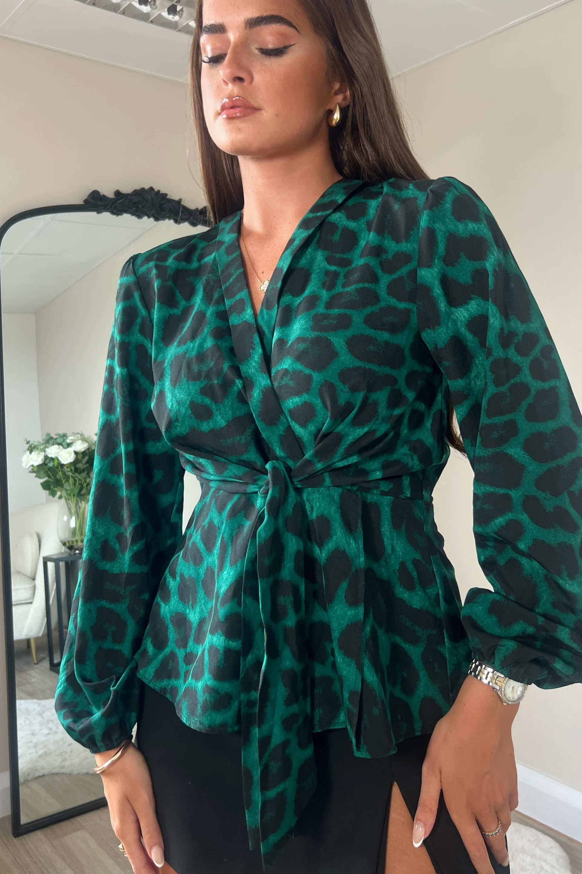 Brook Tie Front Top (Green/Animal) - Image 2