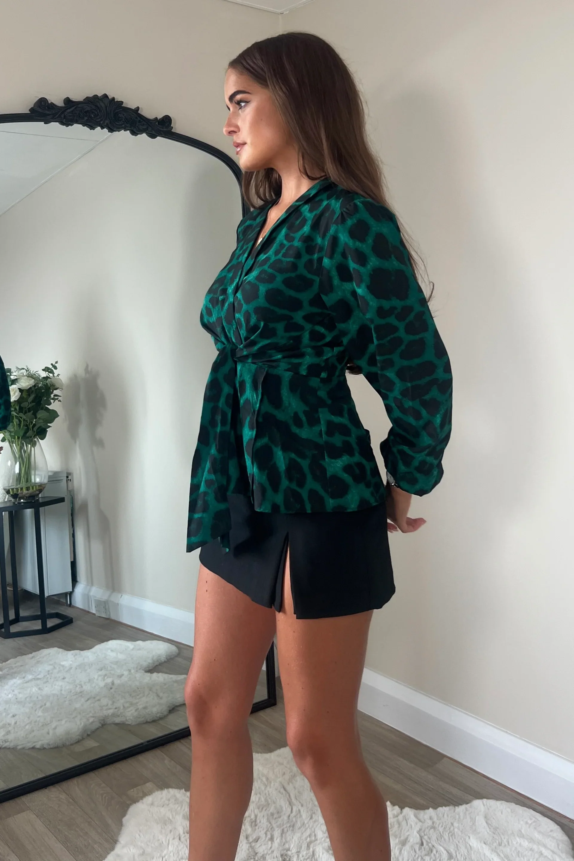 Brook Tie Front Top (Green/Animal) - Image 4