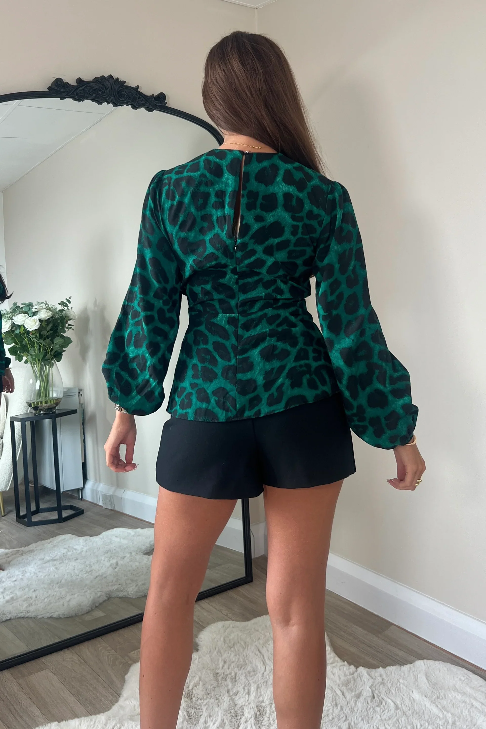 Brook Tie Front Top (Green/Animal) - Image 5