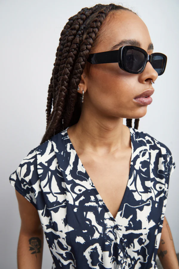 Bruce Dress (Total Eclipse) - Image 2