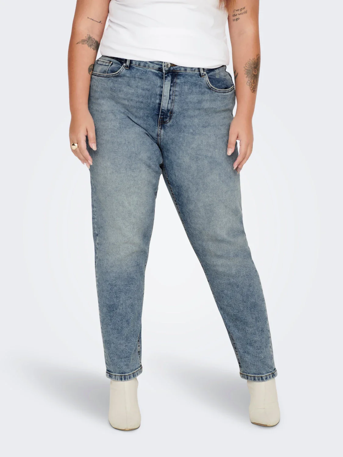 CAREN HIGHWAIST MOM JEANS - Image 3