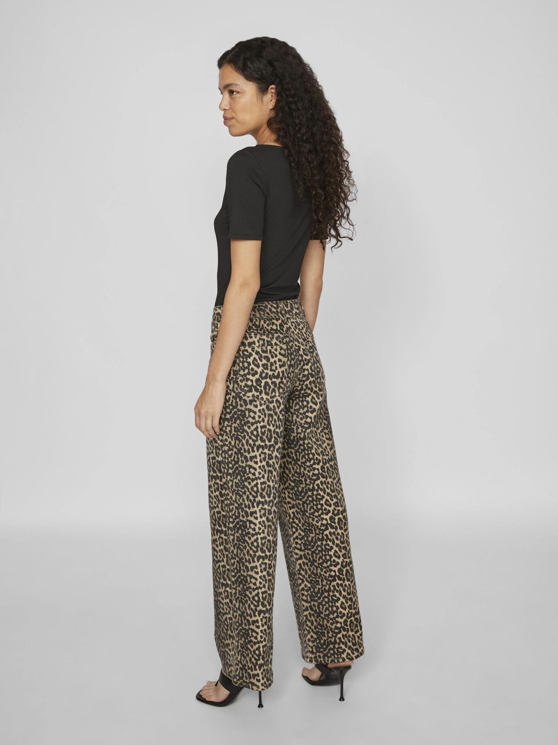 Ciara Leopard Print Jeans (Birch) - Image 3