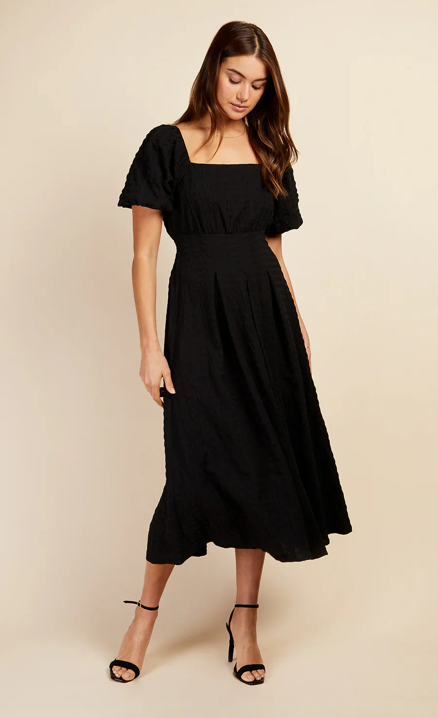 Clara Textured Puff Sleeve Midaxi Dress (Black) - Image 2