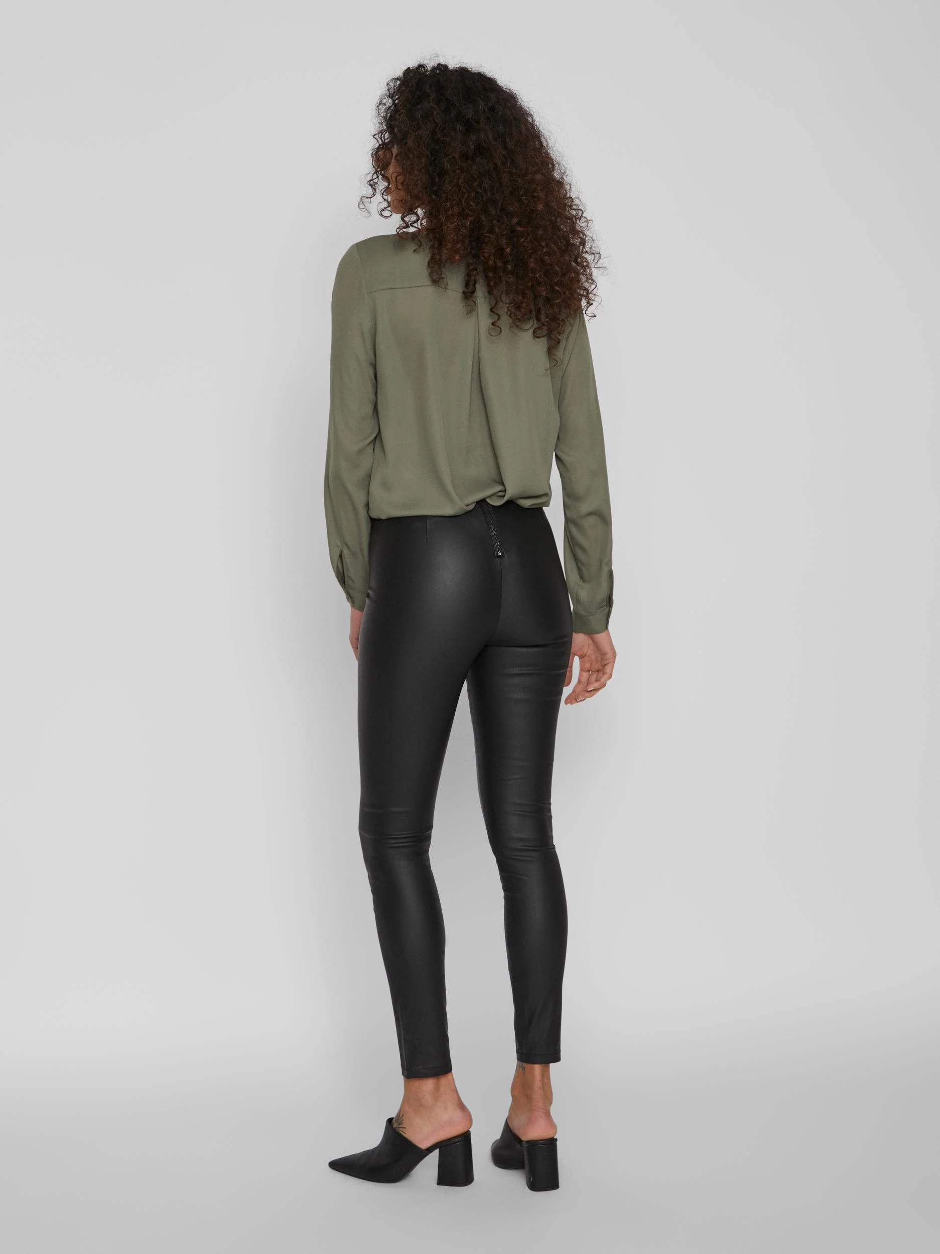 COMMIT COATED PANTS (BLACK) - Image 3