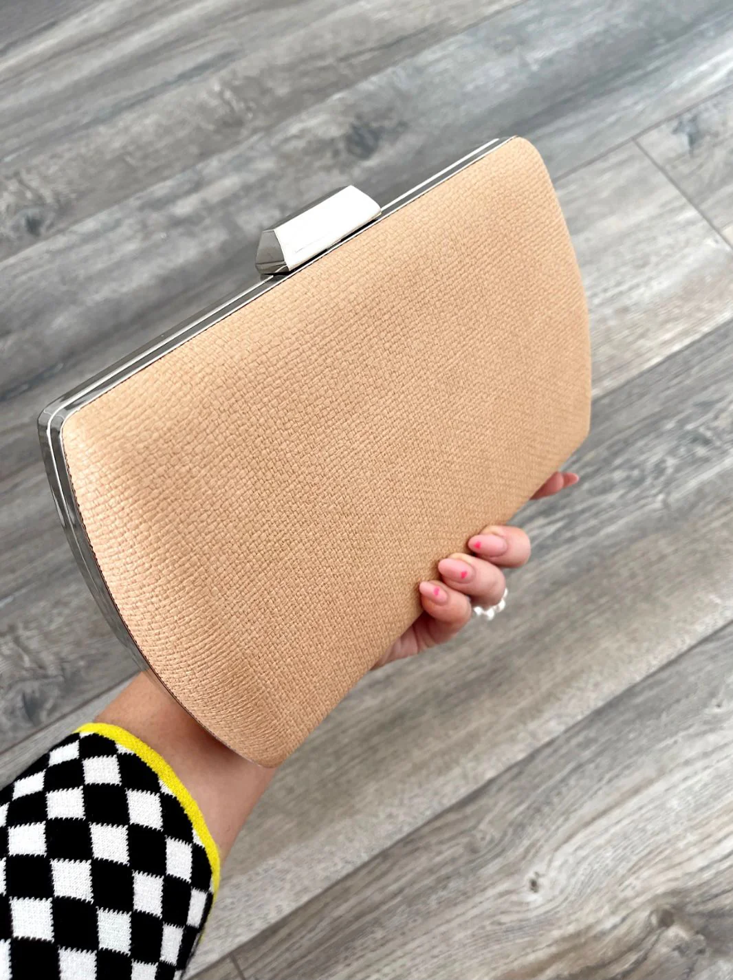 Clara Clutch Bag (2 Colours) - Image 2