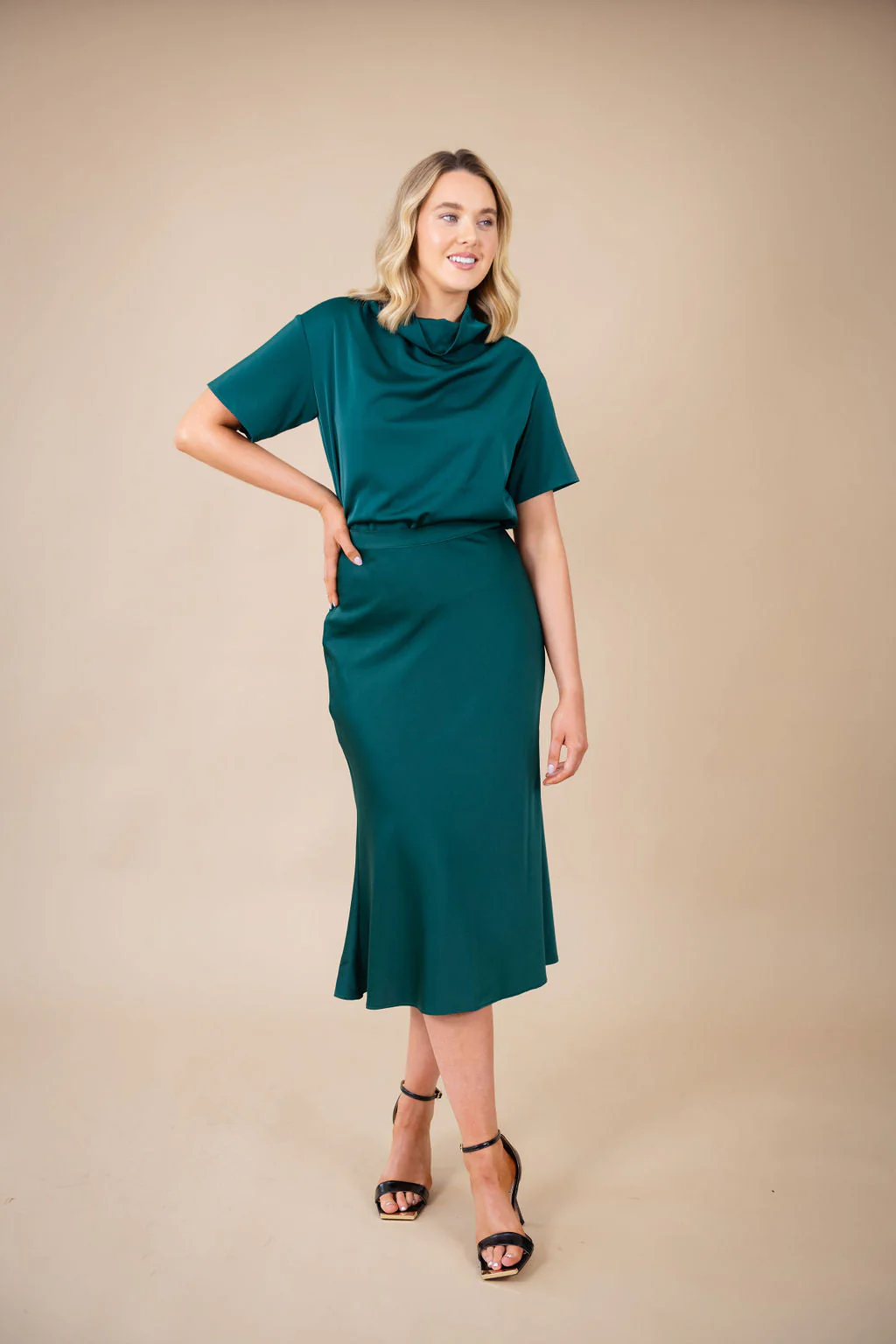 Fiadh Skirt (Green) Curve - Image 2