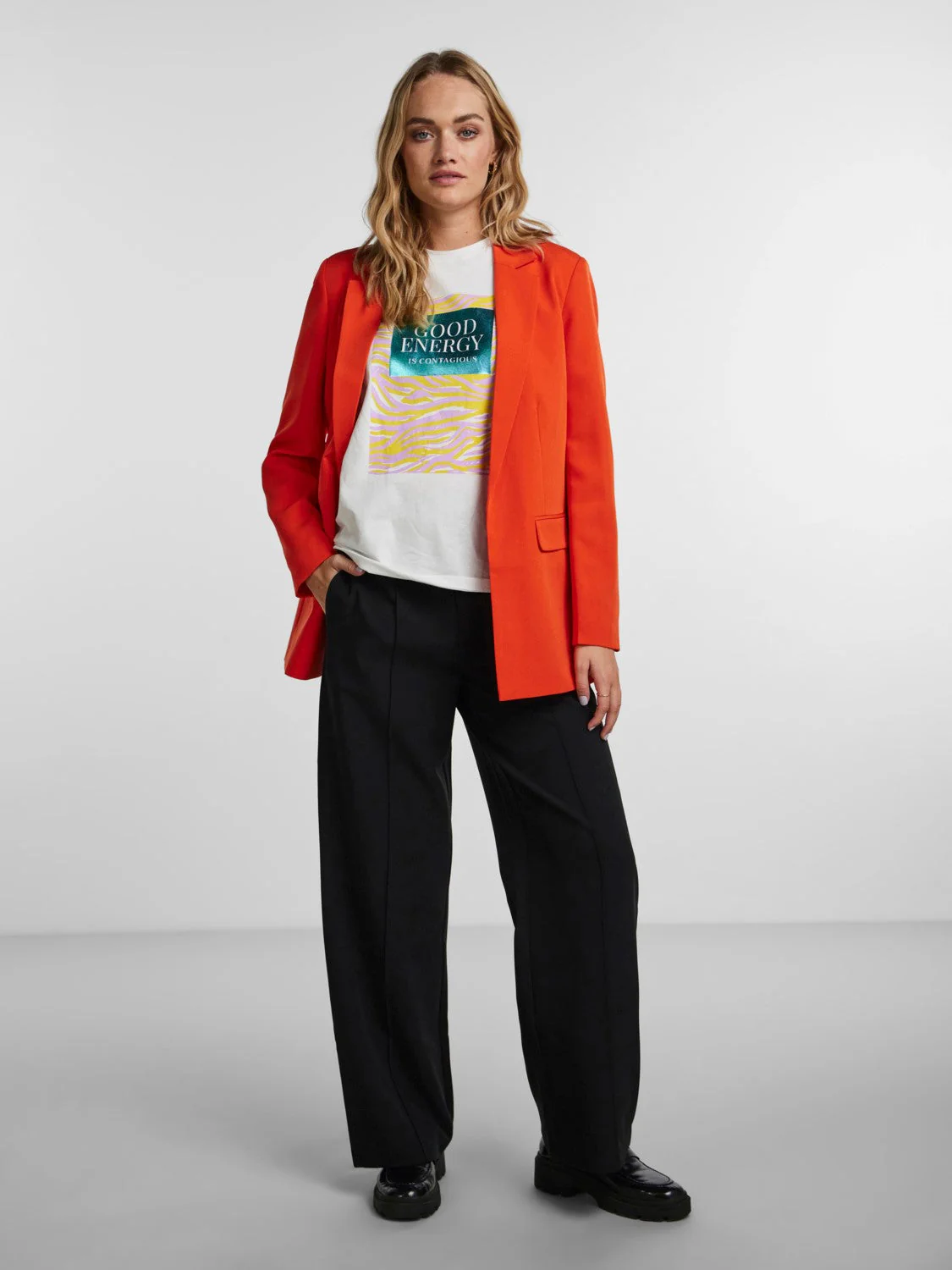 Amelia Oversized Blazer (Tangerine Tango) - Image 3