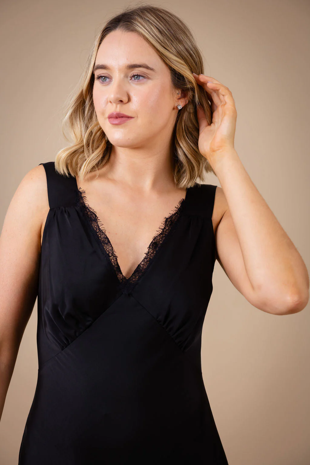 Sinéad Slip Dress (Black) Curve - Image 4