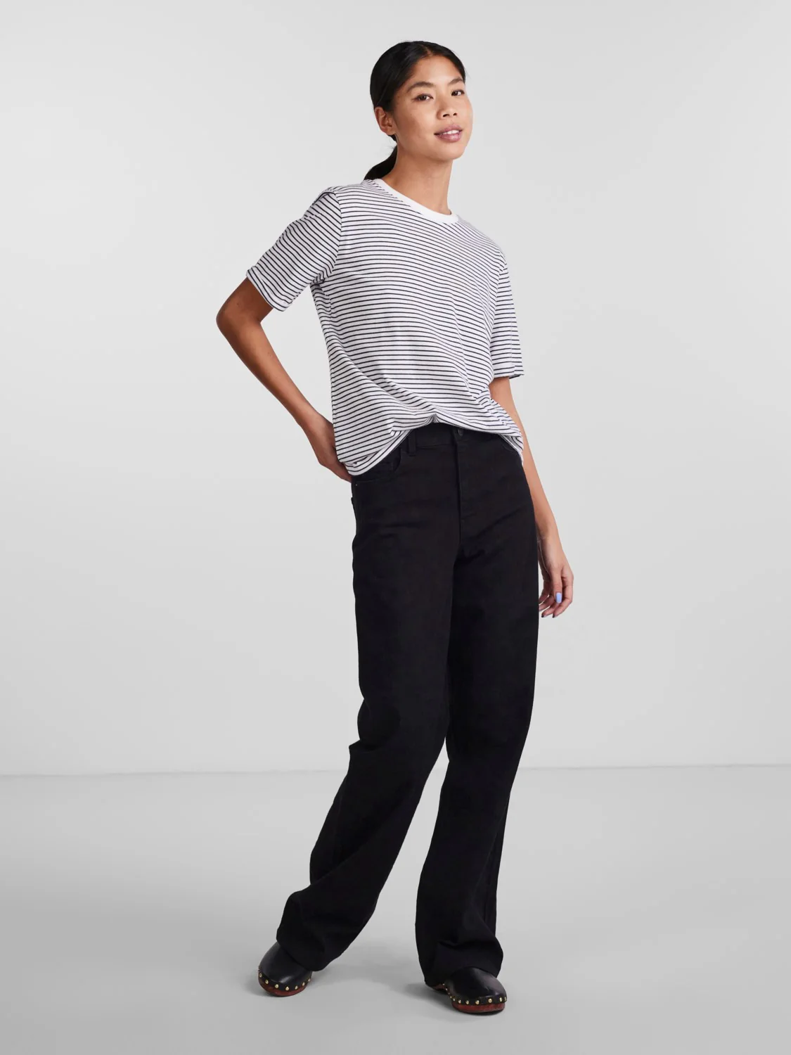 Cria Fold T-Shirt (Bright White MARITIME BLUE) - Image 2
