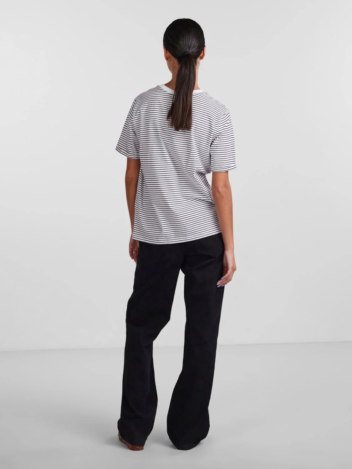 Cria Fold T-Shirt (Bright White MARITIME BLUE) - Image 3