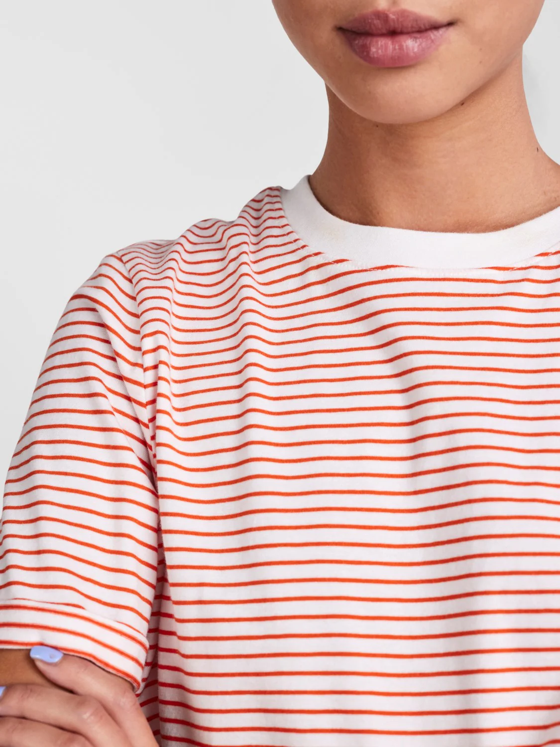 Cria Fold T-Shirt (Bright White TANGERINE TANGO) - Image 3