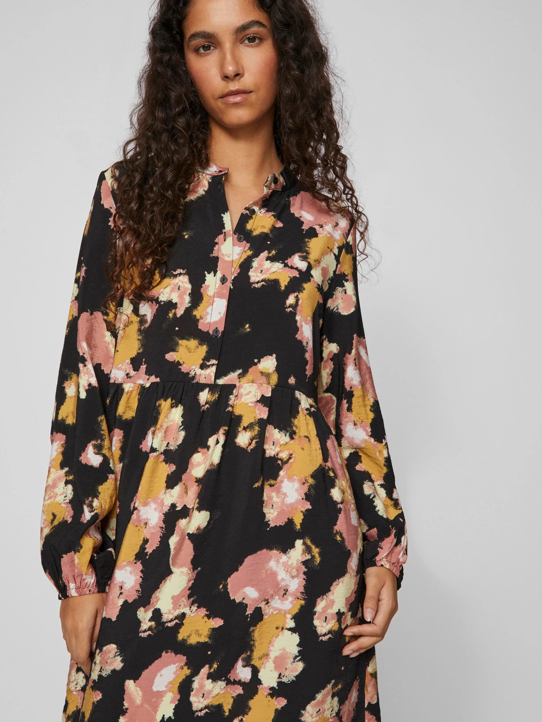 DORTEA SHIRT DRESS (BLACK/ OLD ROSE) - Image 3
