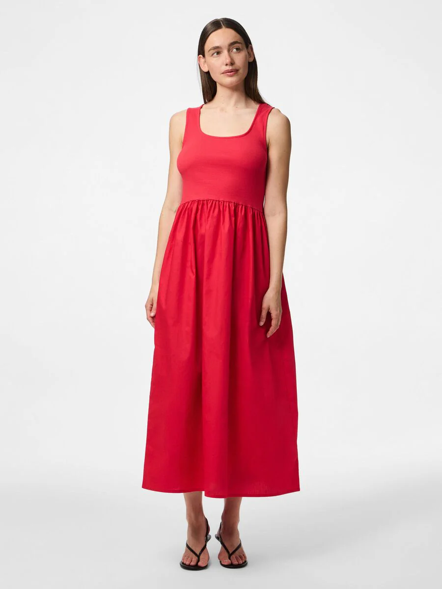 Dulla Maxi Dress (Goji Berry)