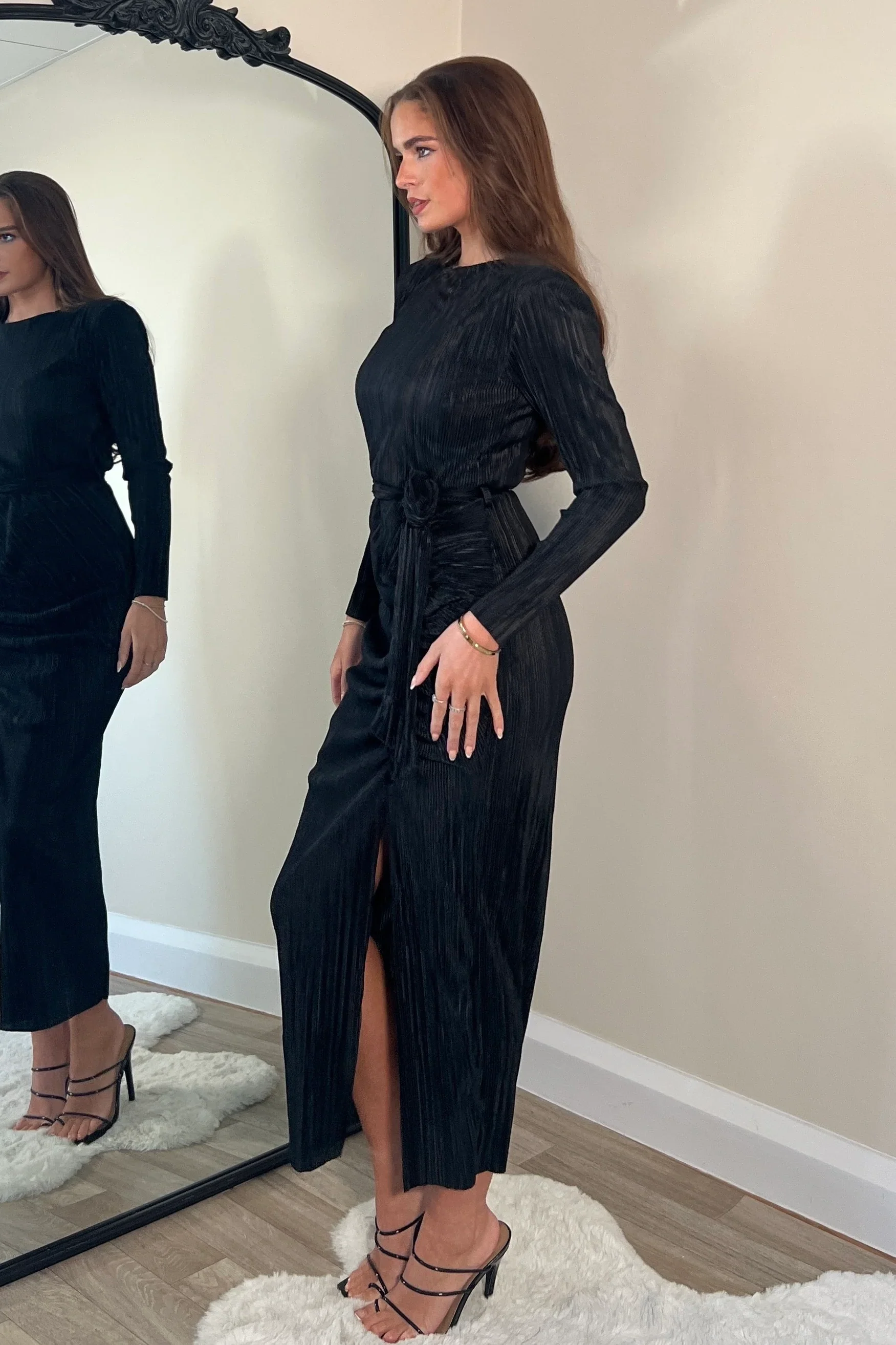 Elena Long Sleeve Ruched Seamed Midi Dress (Black) - Image 2