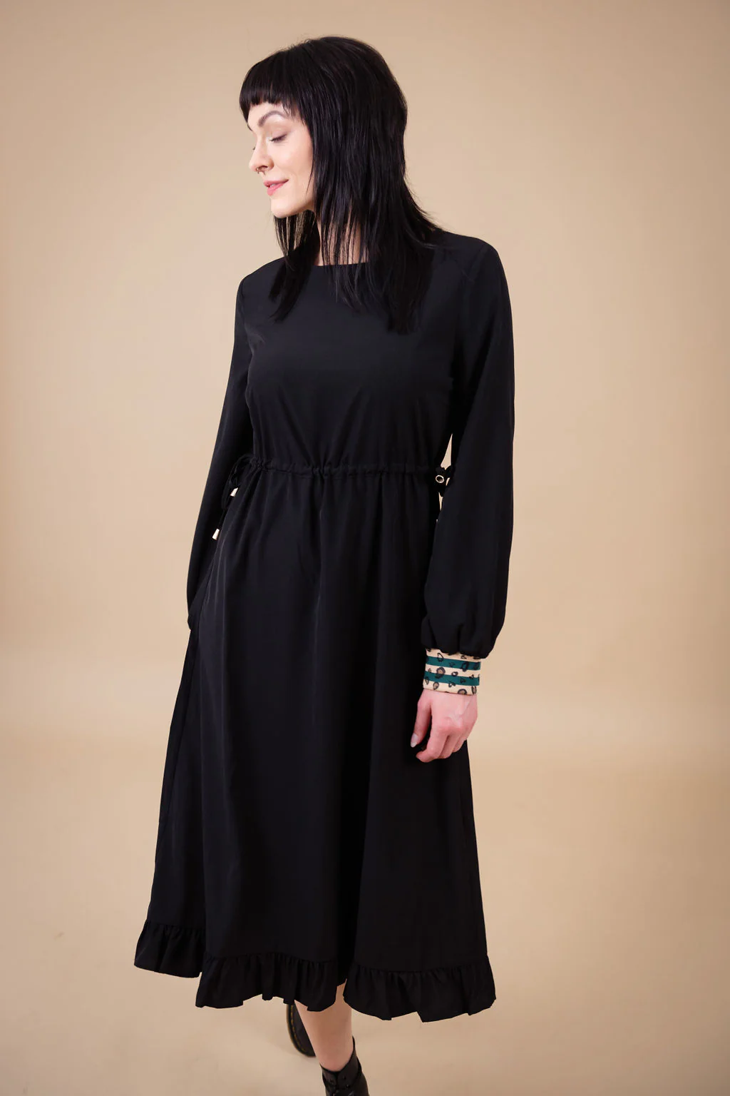 Erin Drawstring Midi Dress (Black) - Image 4