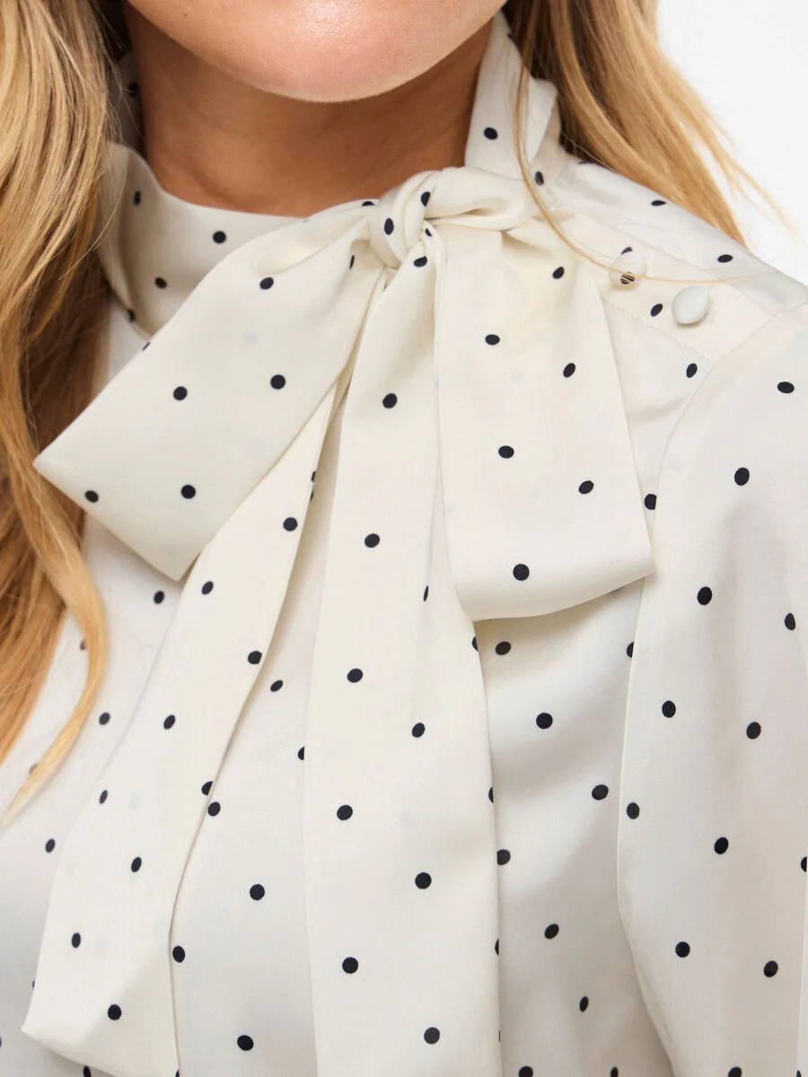 Fadia Bow Top (Cloud Dancer/Black Dots) - Image 3