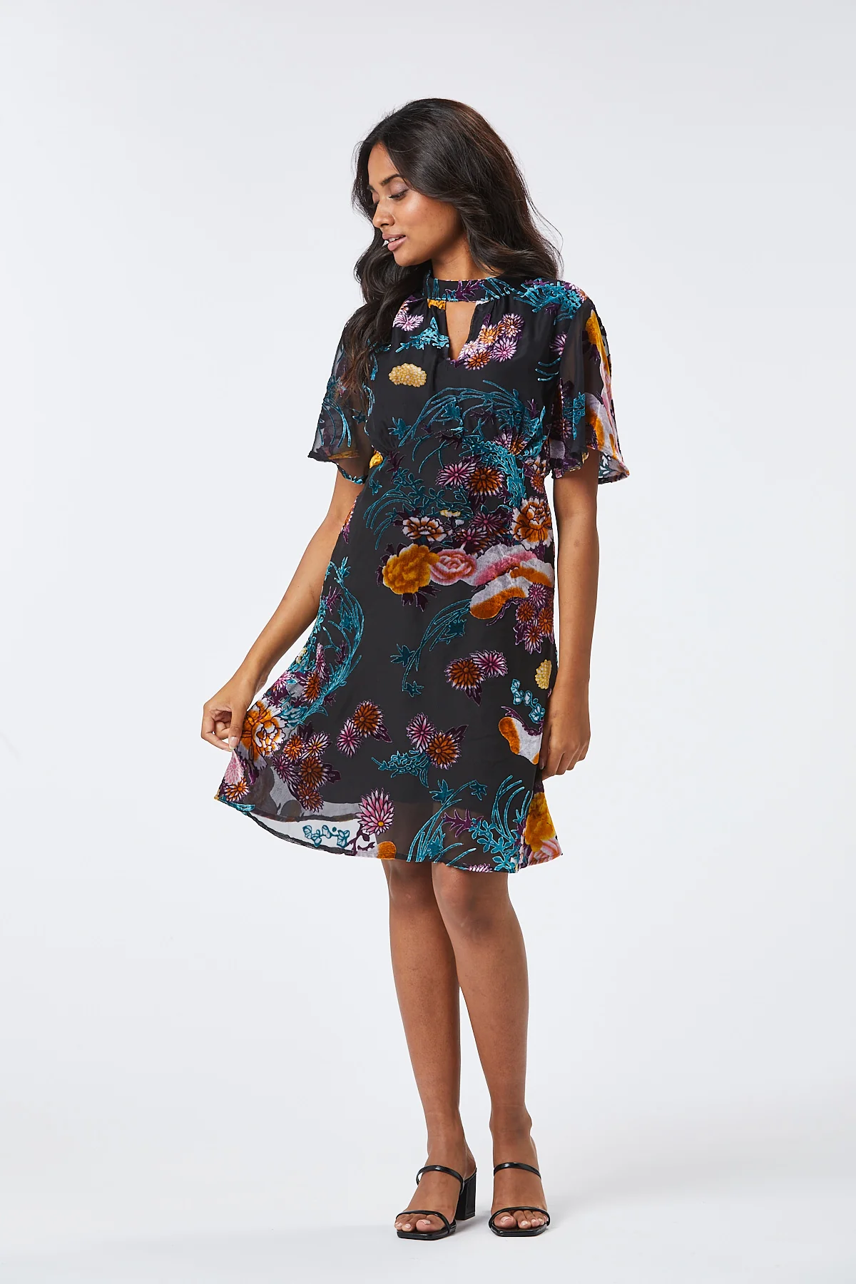 FILY VELVET SHORT DRESS (PINK FLORAL) - Image 3