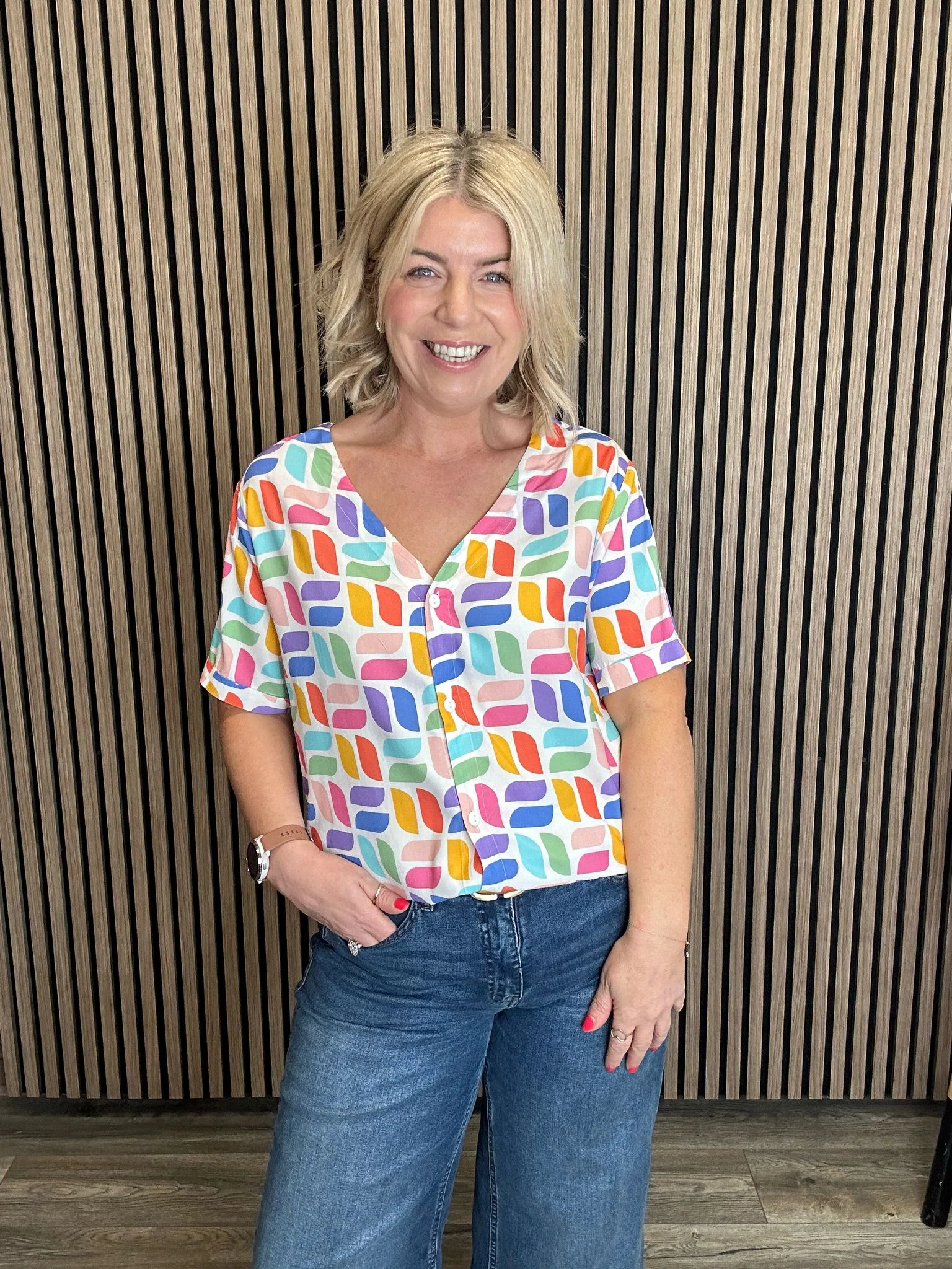 Hatty Shirt (Off White/Curved Geometric) - Image 2