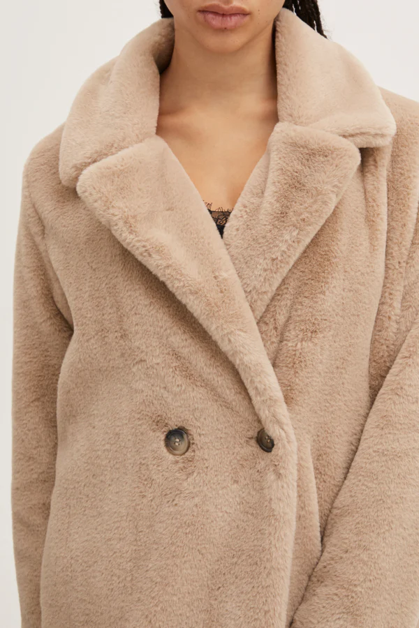 HAYA FAUX FUR COAT (NOMAD) - Image 2