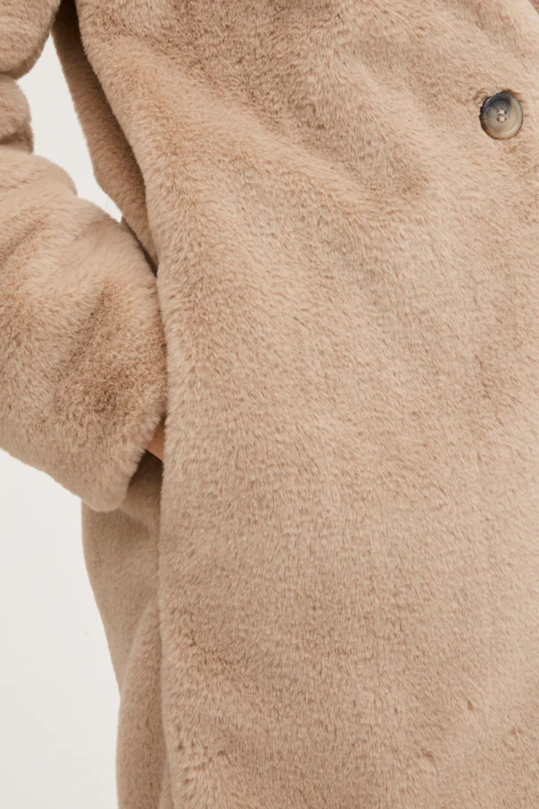 HAYA FAUX FUR COAT (NOMAD) - Image 3