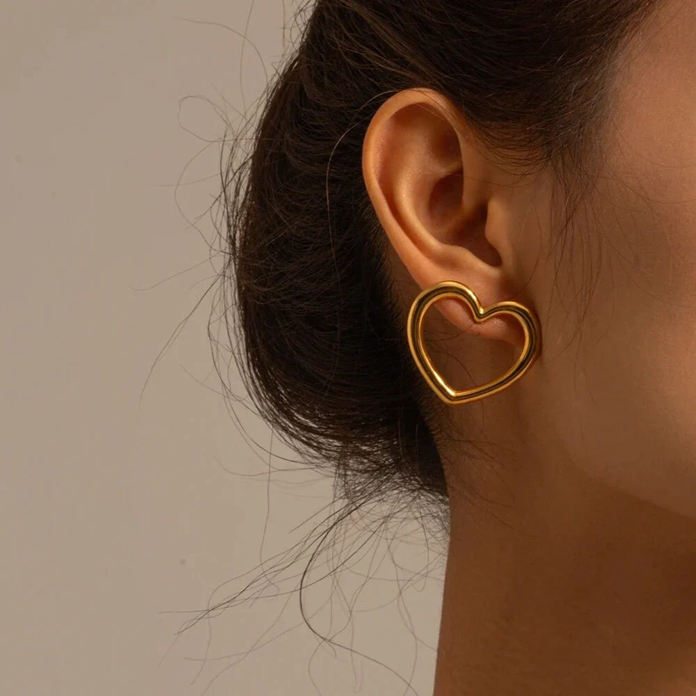 HEART ME EARRINGS (GOLD) - Image 2