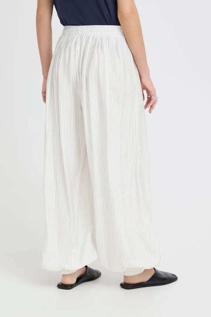 Hetta Balloon Pants (Cloud Dancer/Blue Stripe) - Image 3