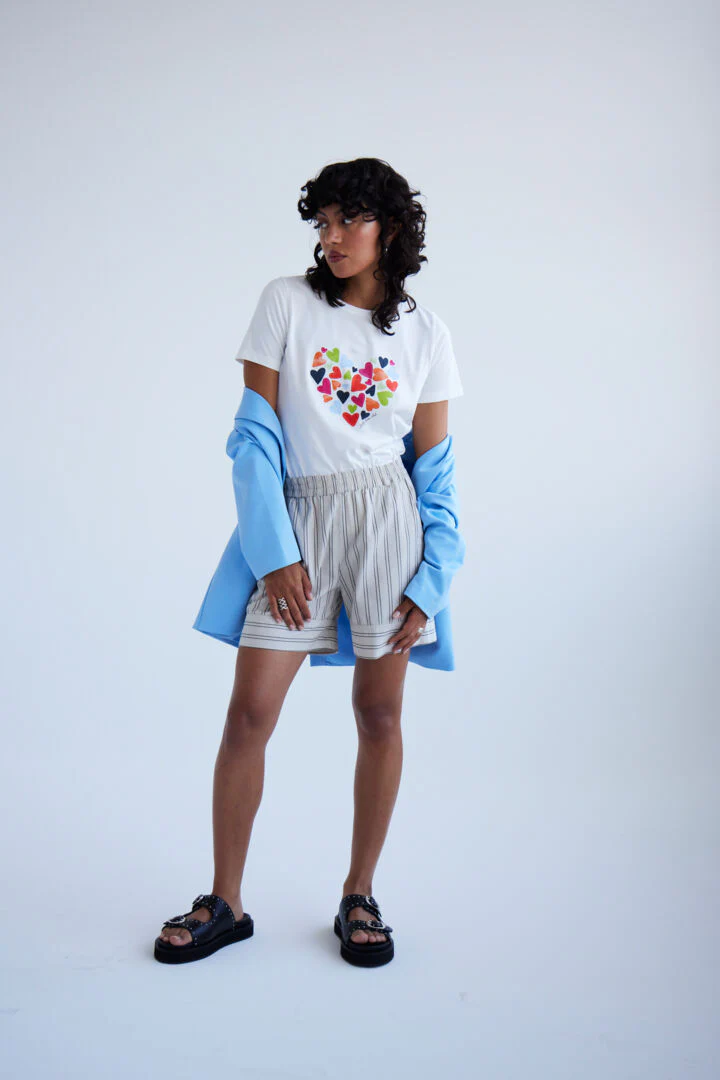 Hossi Hearts T-Shirt (Cloud Dancer) - Image 2