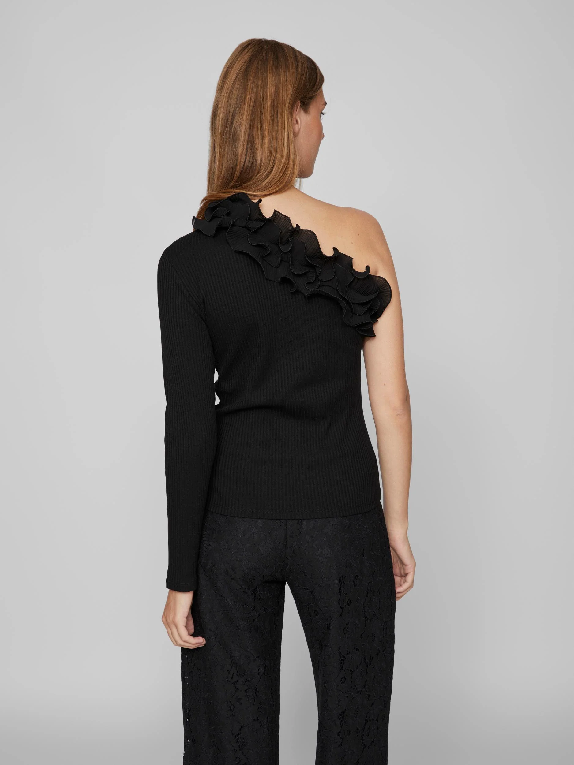 IMIA ONE SHOULDER TOP (BLACK) - Image 6