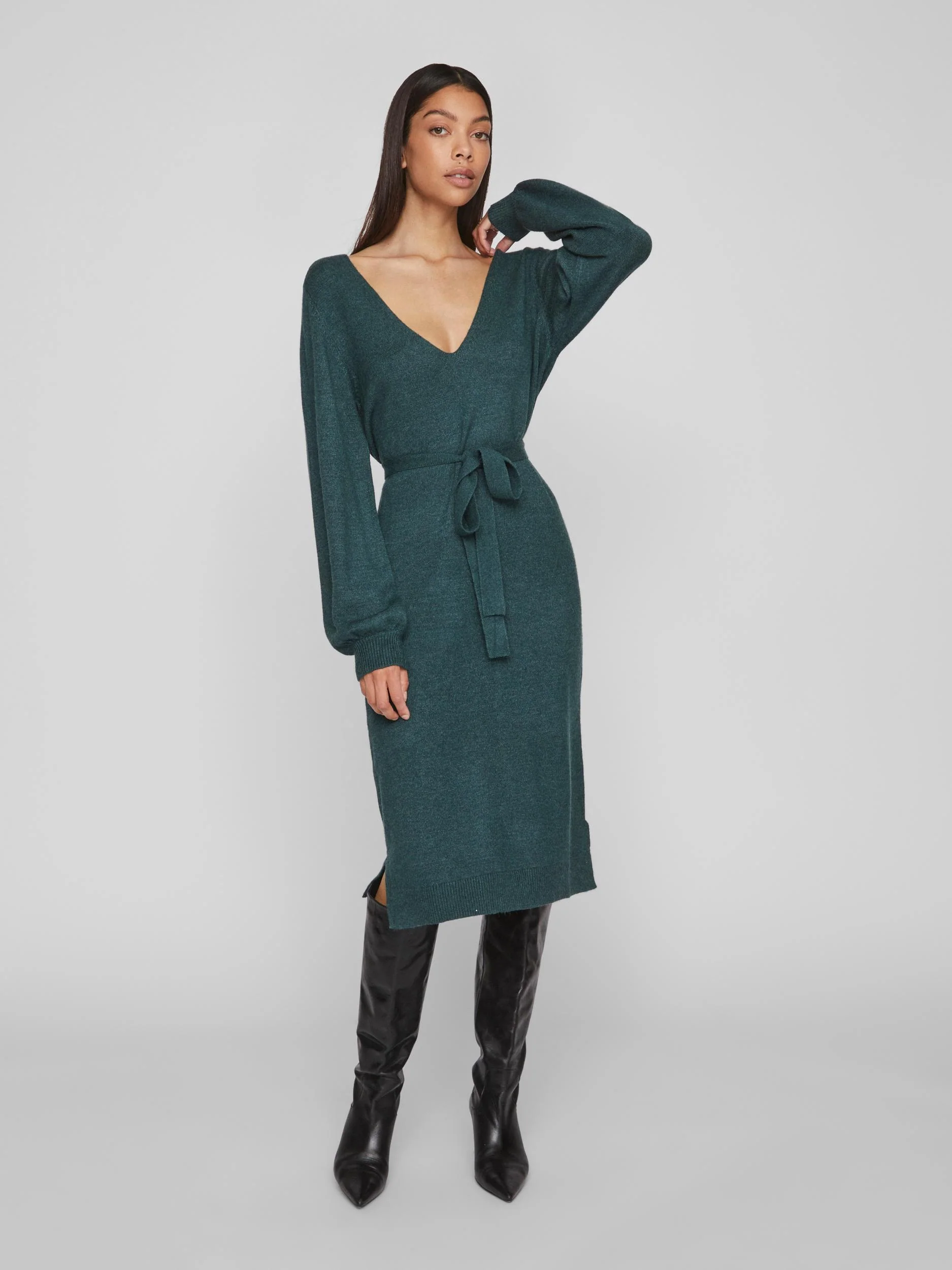 Irena v neck knit dress - Image 4