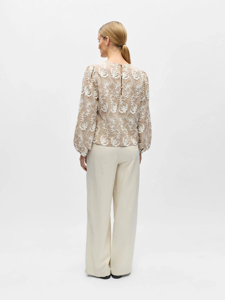 Iris Top (Humus/Cloud Dancer) - Image 4