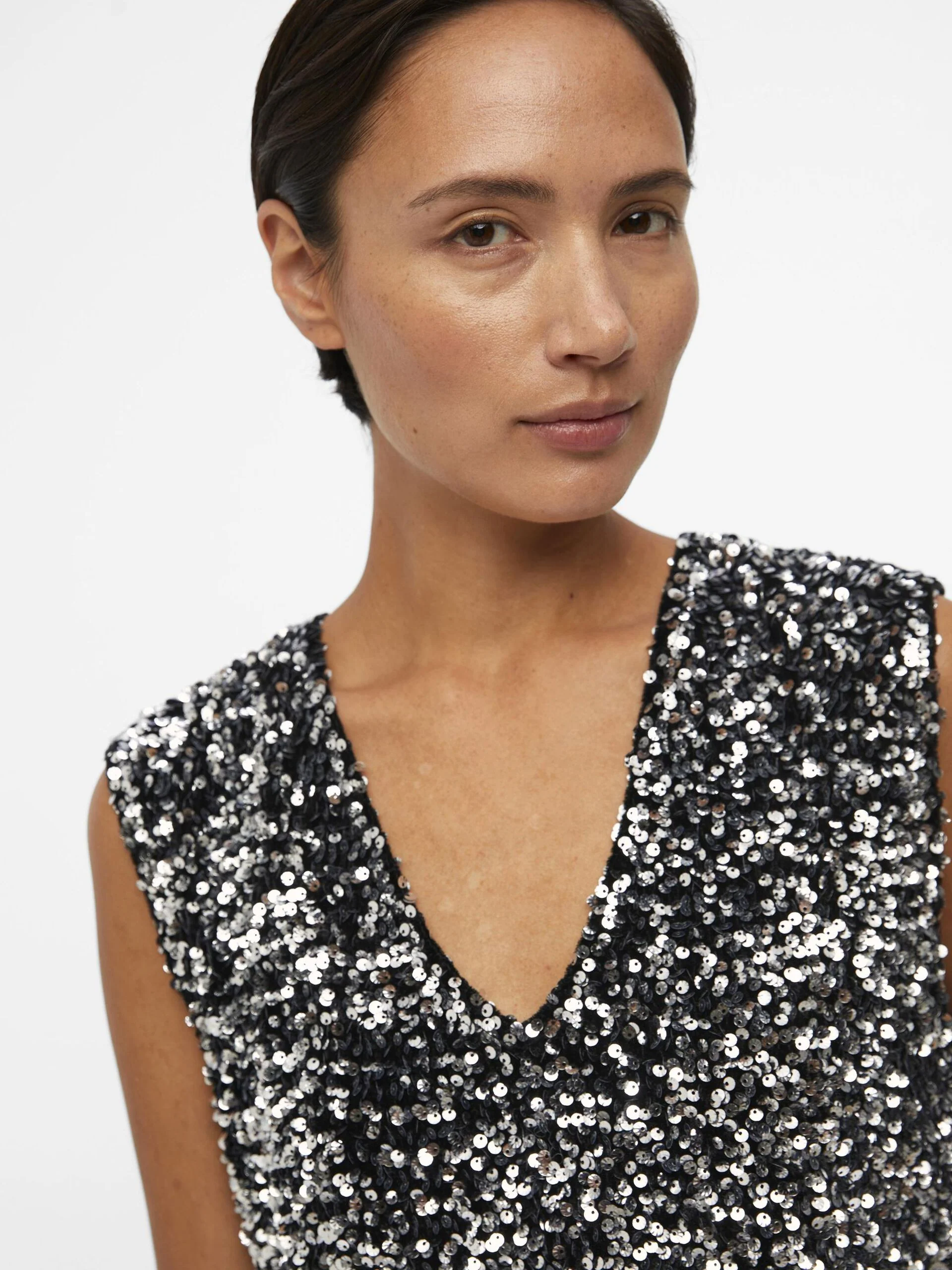 JINNE SEQUIN TOP (MAGNET) - Image 4