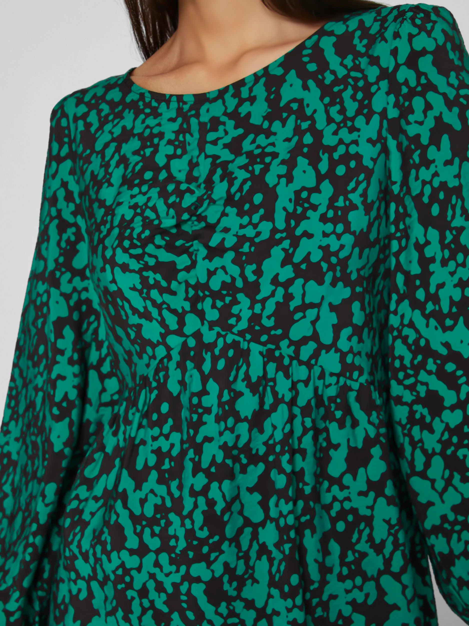 KARMA MIDI DRESS (GREEN GRAPHIC) - Image 4