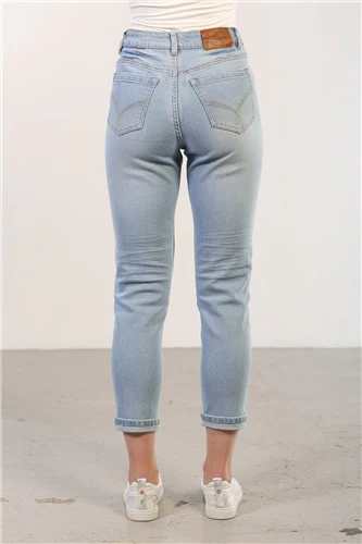 KEILE MOM JEANS SHORT LEG (LIGHT BLUE) - Image 4
