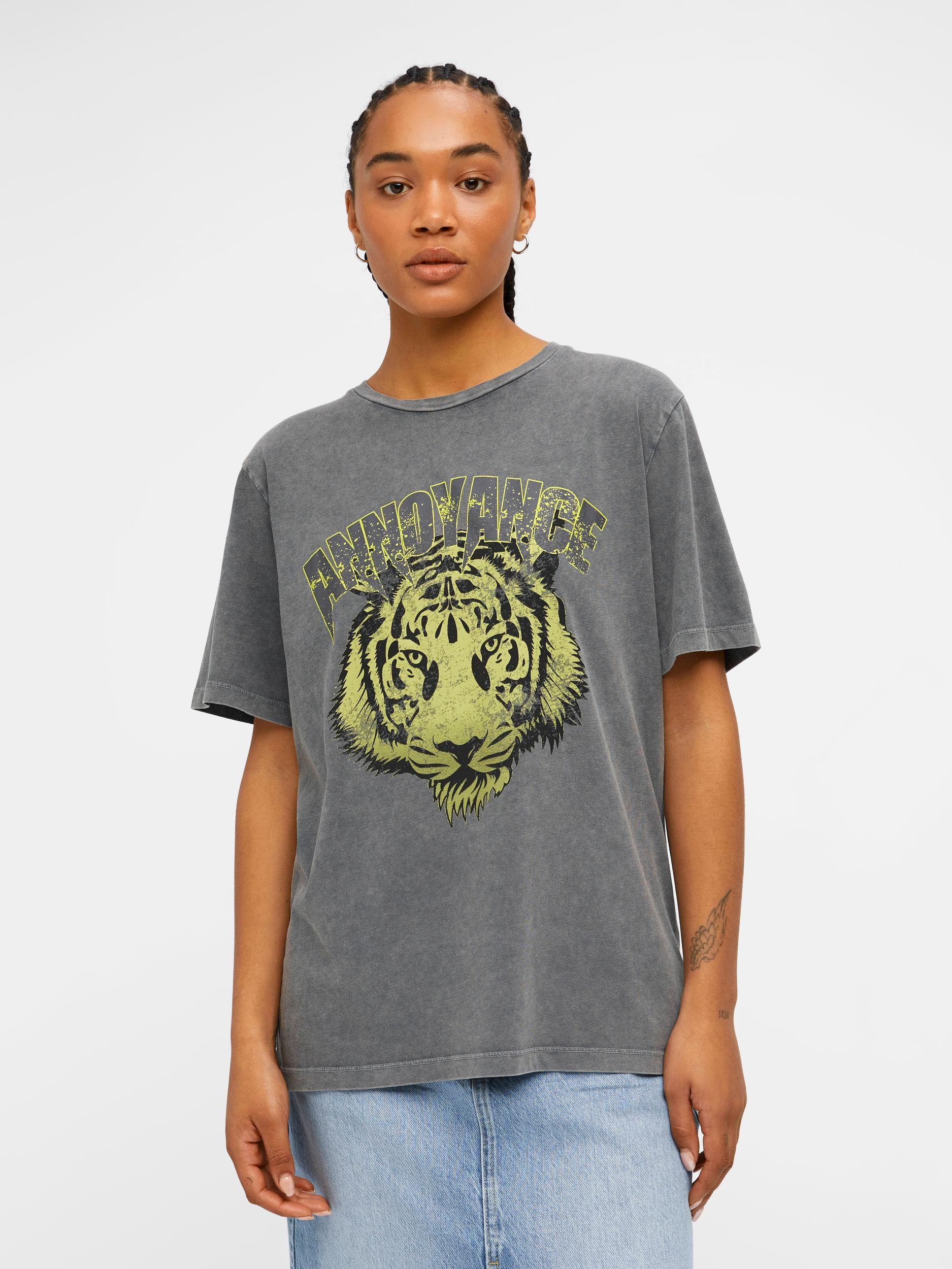 KLARA PRINTED T-SHIRT (BLACK/ACID WASH) - Image 3