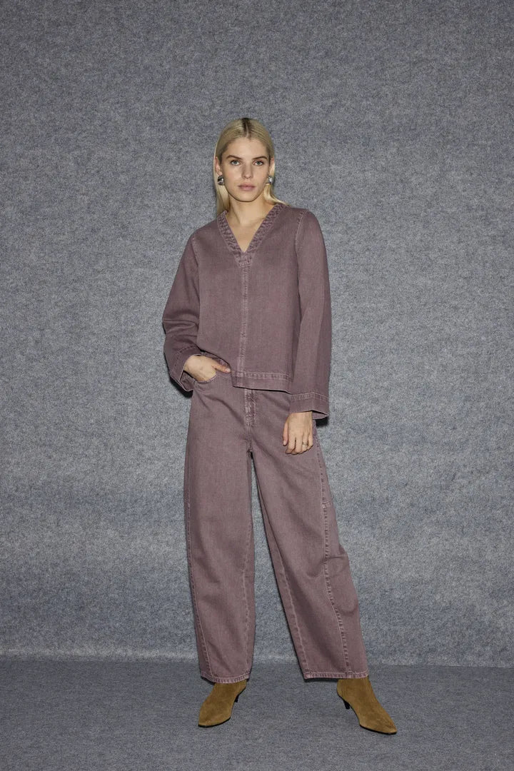 Leah Barrel Leg Jeans (Ruby Wine) - Image 2
