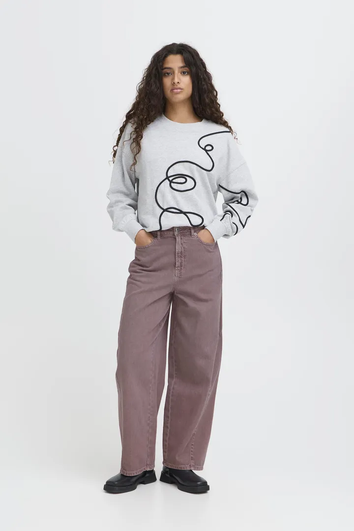 Leah Barrel Leg Jeans (Ruby Wine) - Image 3