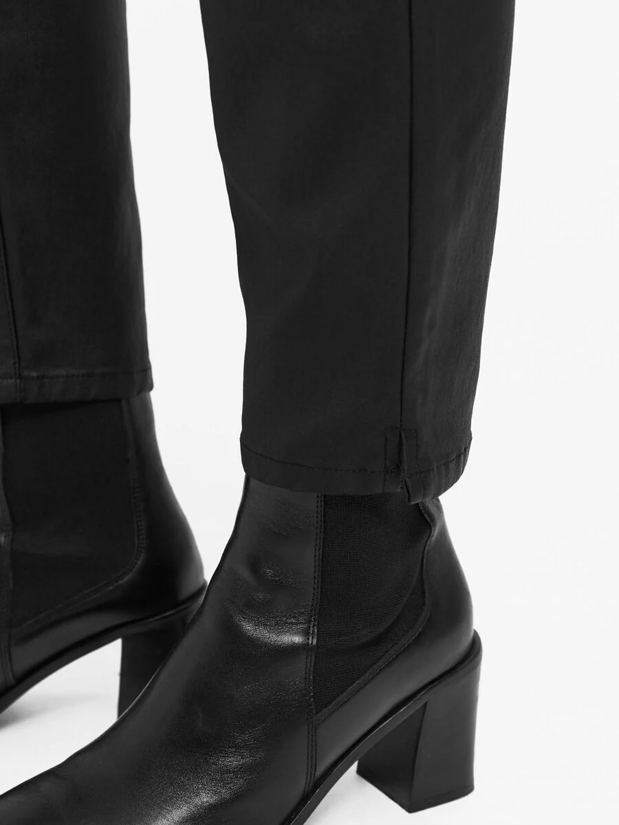 Lisa Coated Pants (Black) - Image 6