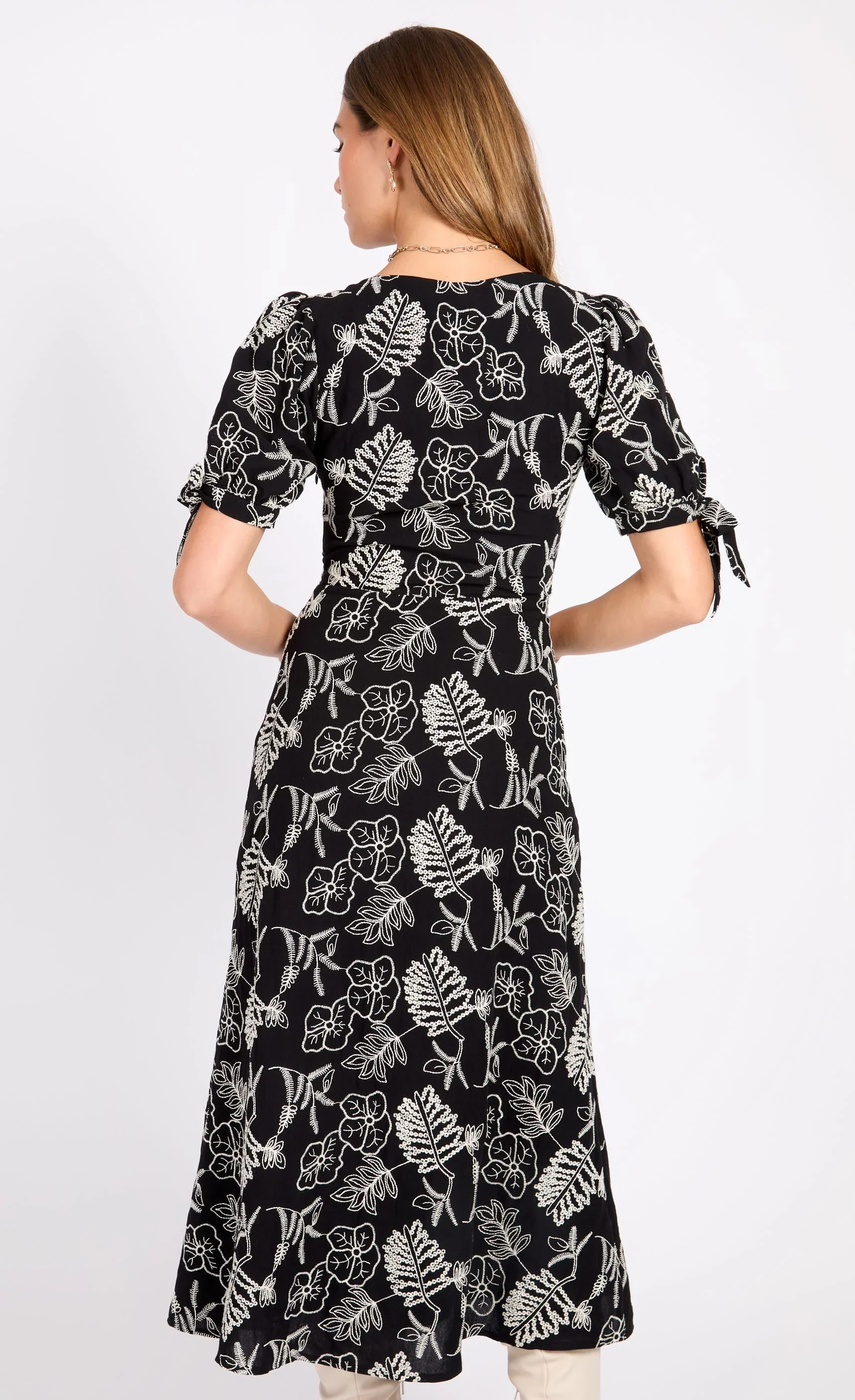 Lizzie Embroidered Midaxi Dress (Black/White) - Image 4