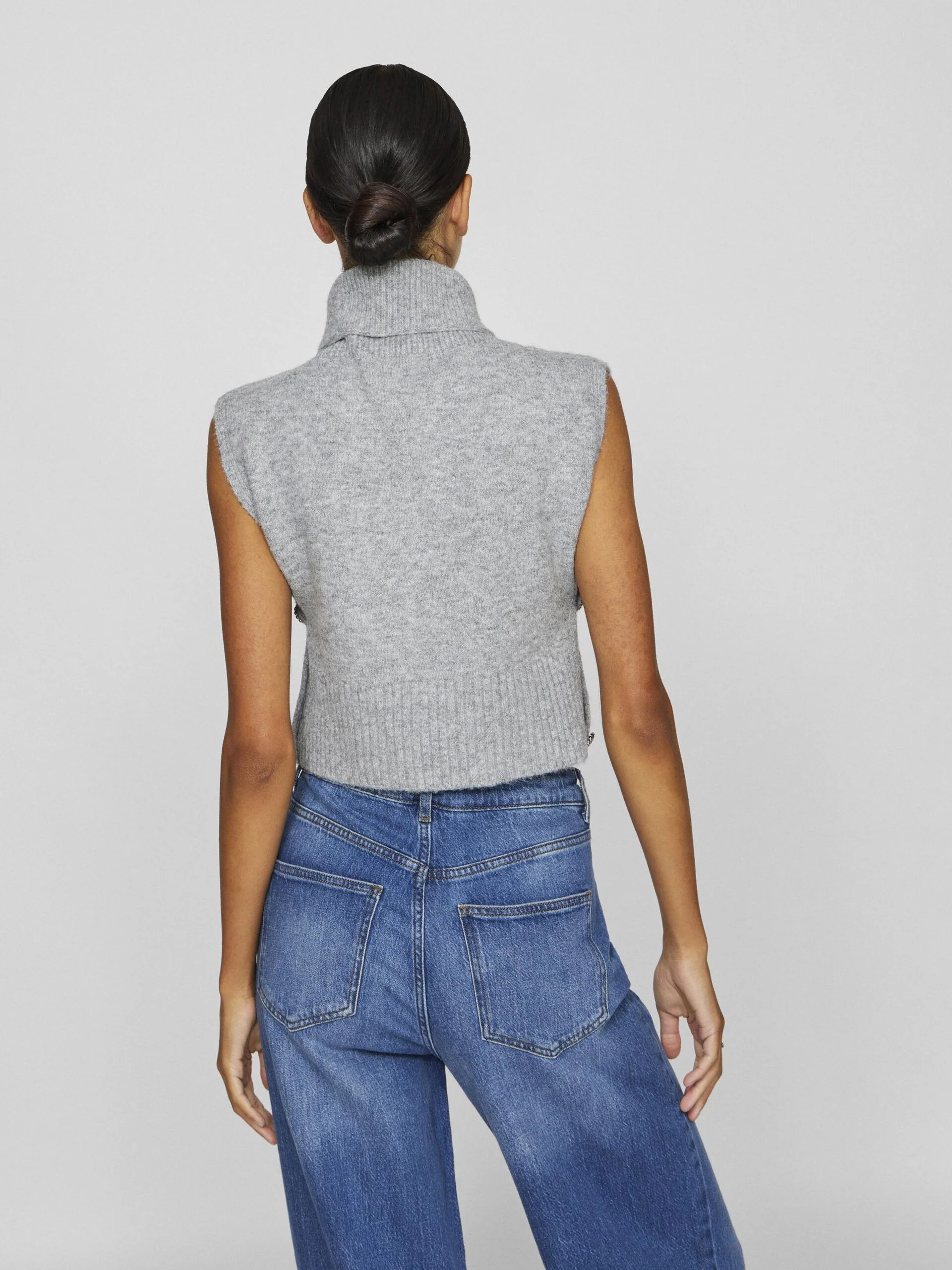 Lyra Knitted Sleeveless Top (Light Grey Melange) - Image 5