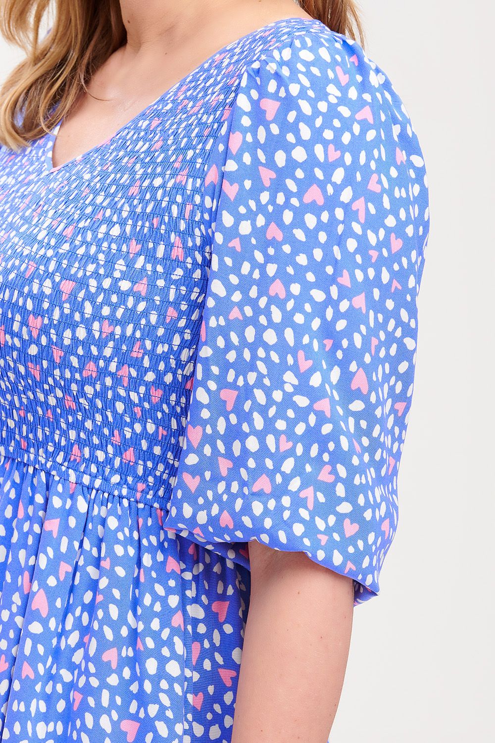 Magdalene Midi Dress | Animal Love Hearts (Blue) - Image 3