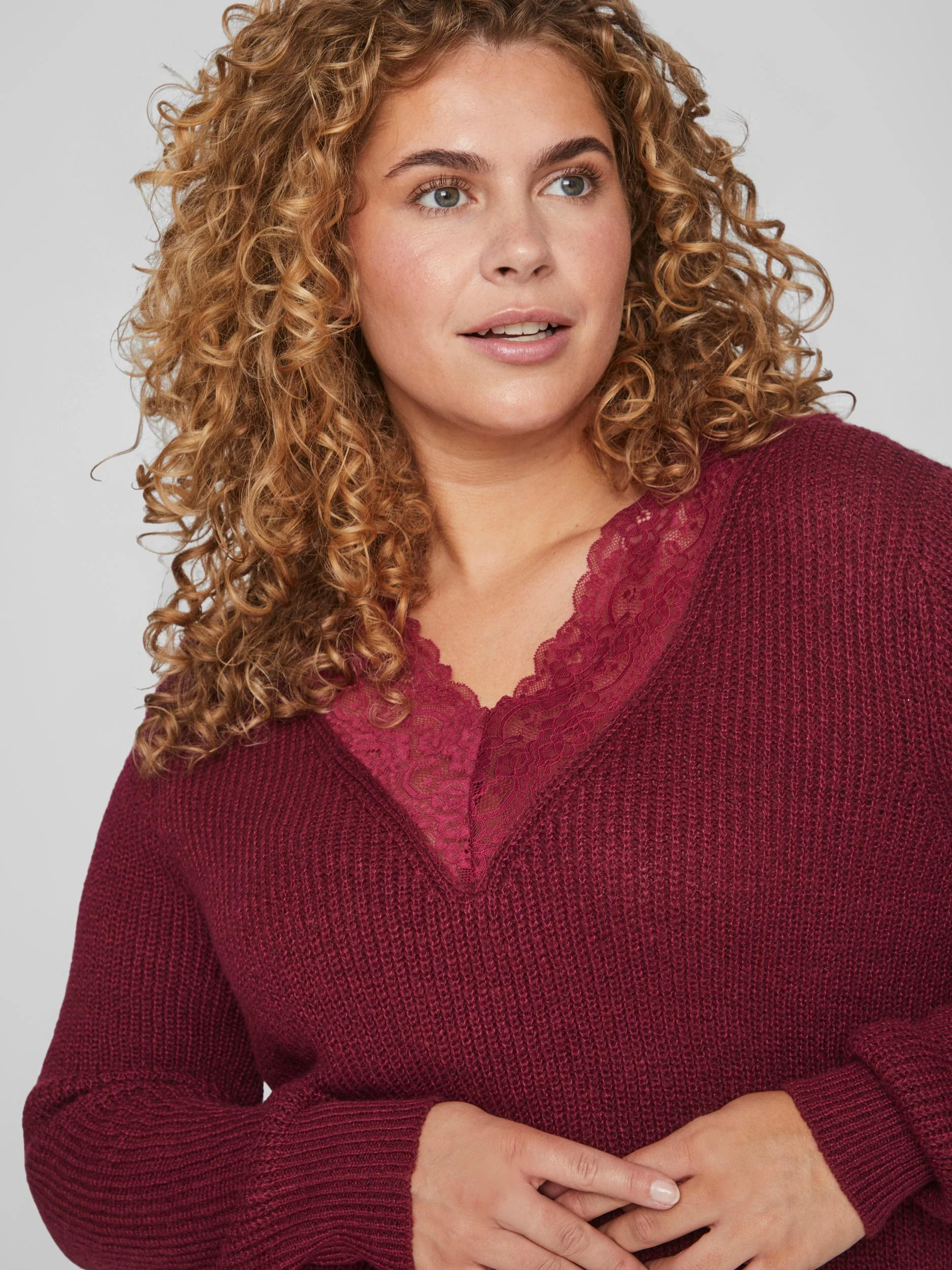 MANDY LACE NECK L/S KNIT JUMPER (BEET RED) - Image 4