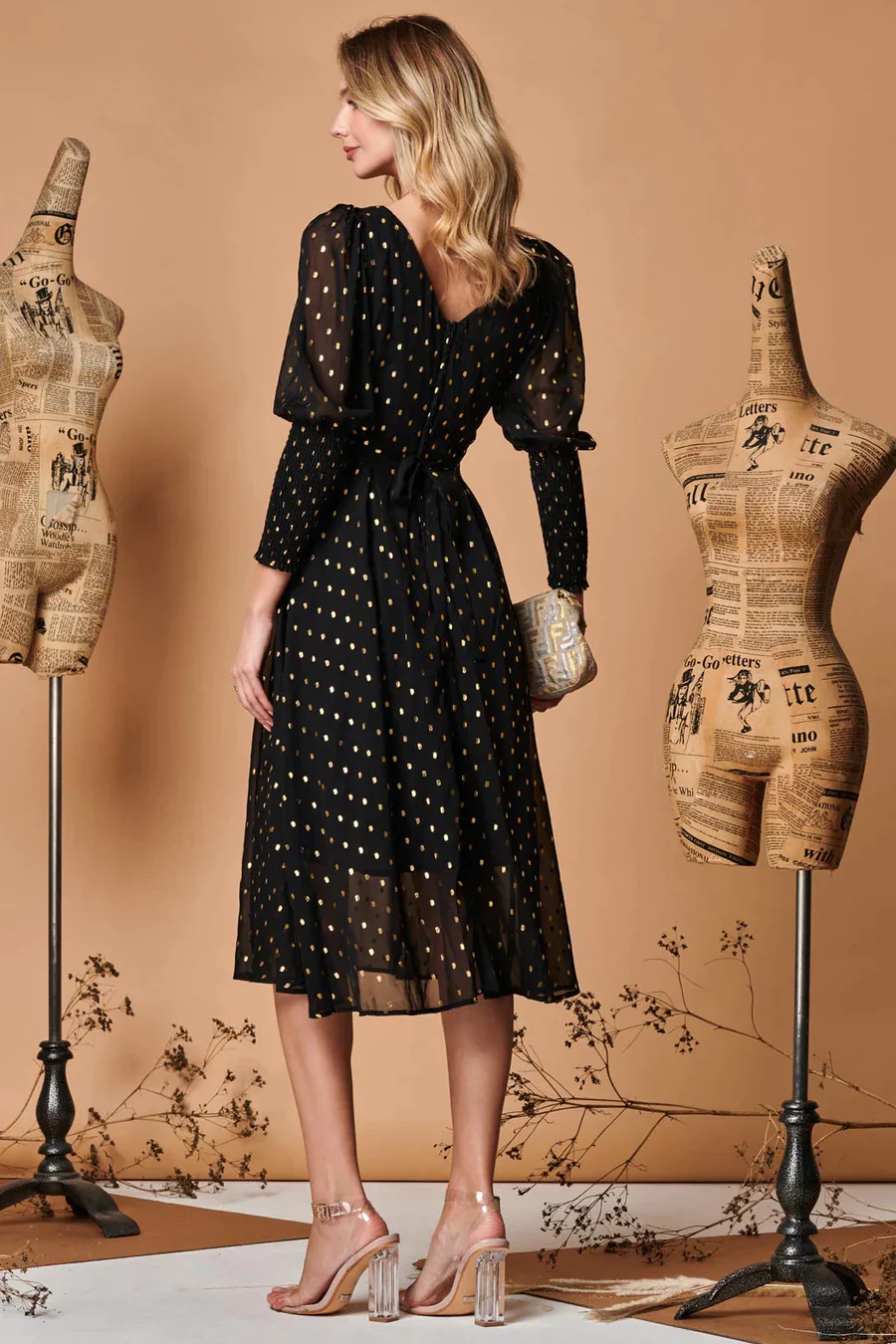 METALLIC CHIFFON PUFF SLEEVE MIDI DRESS (BLACK) CURVE - Image 2