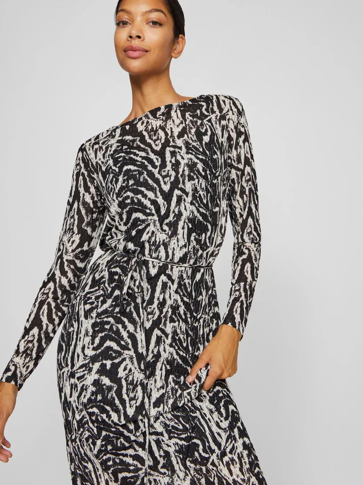 Nala Boat Neck Midi Dress (Black Beauty/Nala Birch) - Image 3